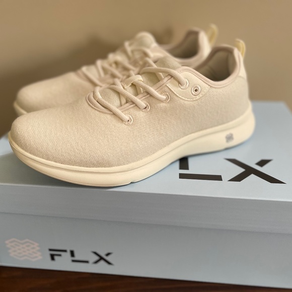 FLX Shoes - FLX womens size 7.5